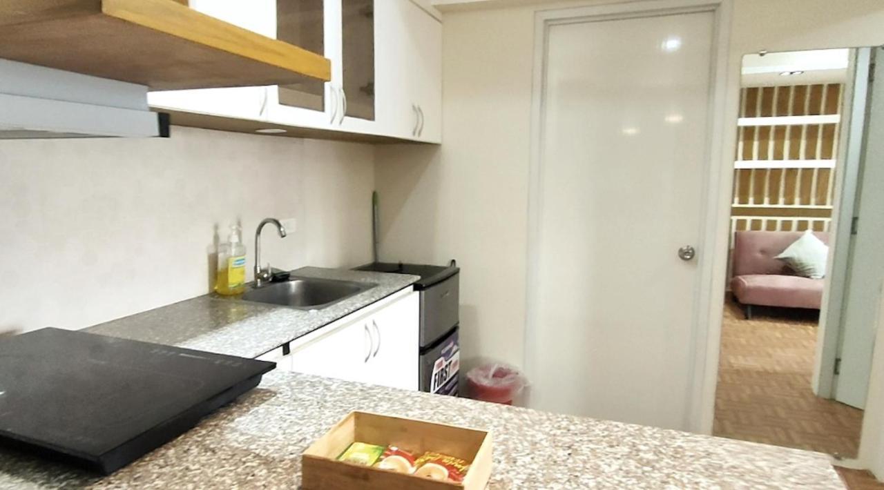 Topaz 1 Bedroom Suite Orochi Staycation Ph At Centrio Towers カガヤン・デ・オロ エクステリア 写真