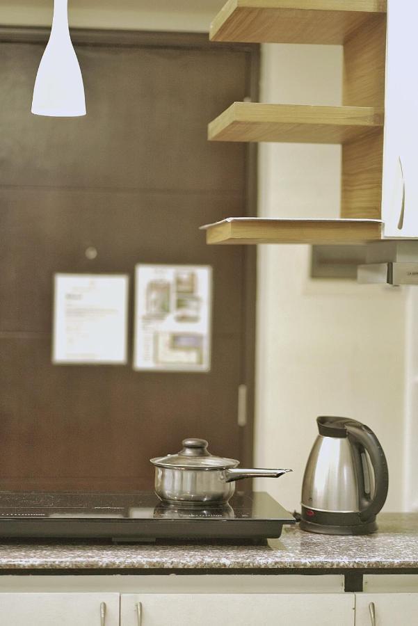 Topaz 1 Bedroom Suite Orochi Staycation Ph At Centrio Towers カガヤン・デ・オロ エクステリア 写真