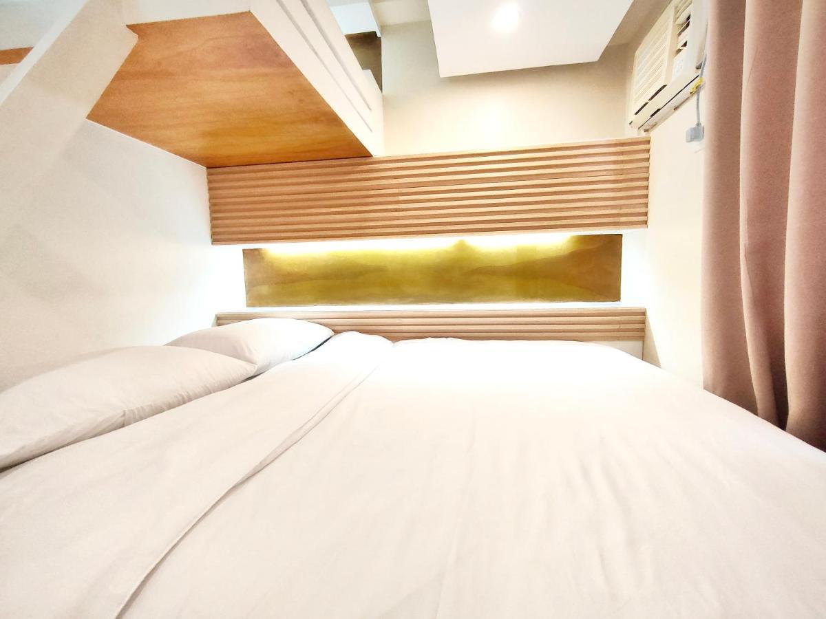 Topaz 1 Bedroom Suite Orochi Staycation Ph At Centrio Towers カガヤン・デ・オロ エクステリア 写真